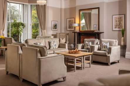 Walstead Place Care Home Haywards Heath  - 5