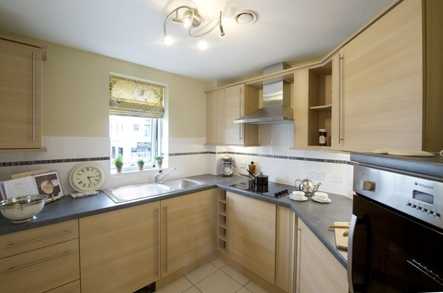 Weighbridge Court 2 Bed Apartment image 2