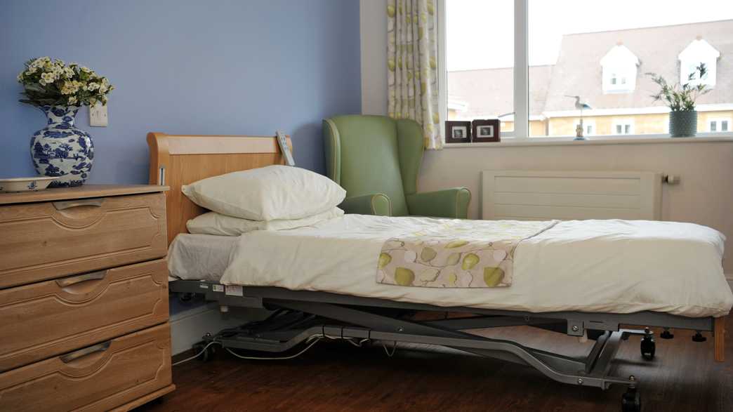 Wentworth Court Nursing Home Care Home Cheltenham accommodation-carousel - 3