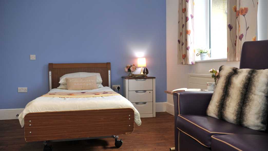 Wentworth Court Nursing Home Care Home Cheltenham accommodation-carousel - 4