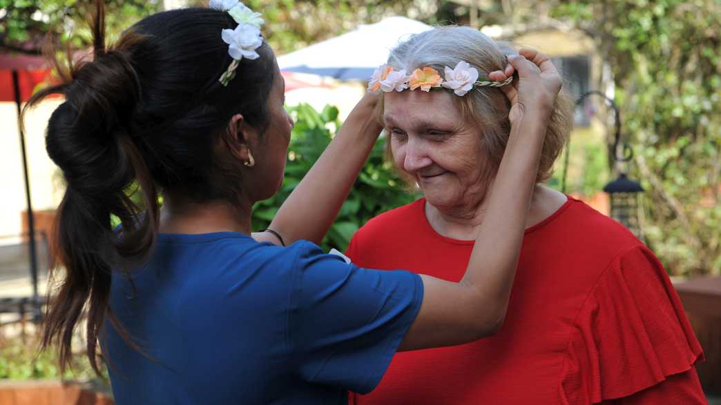 Wentworth Court Nursing Home Care Home Cheltenham activities-carousel - 11