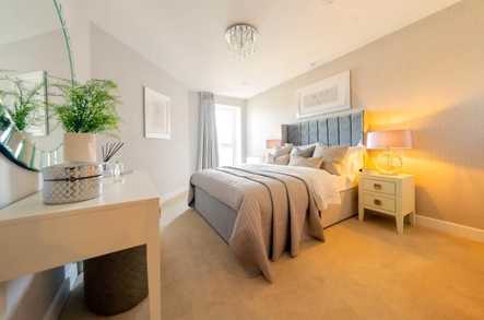 Wichelstowe 1 Bed Apartment image 1