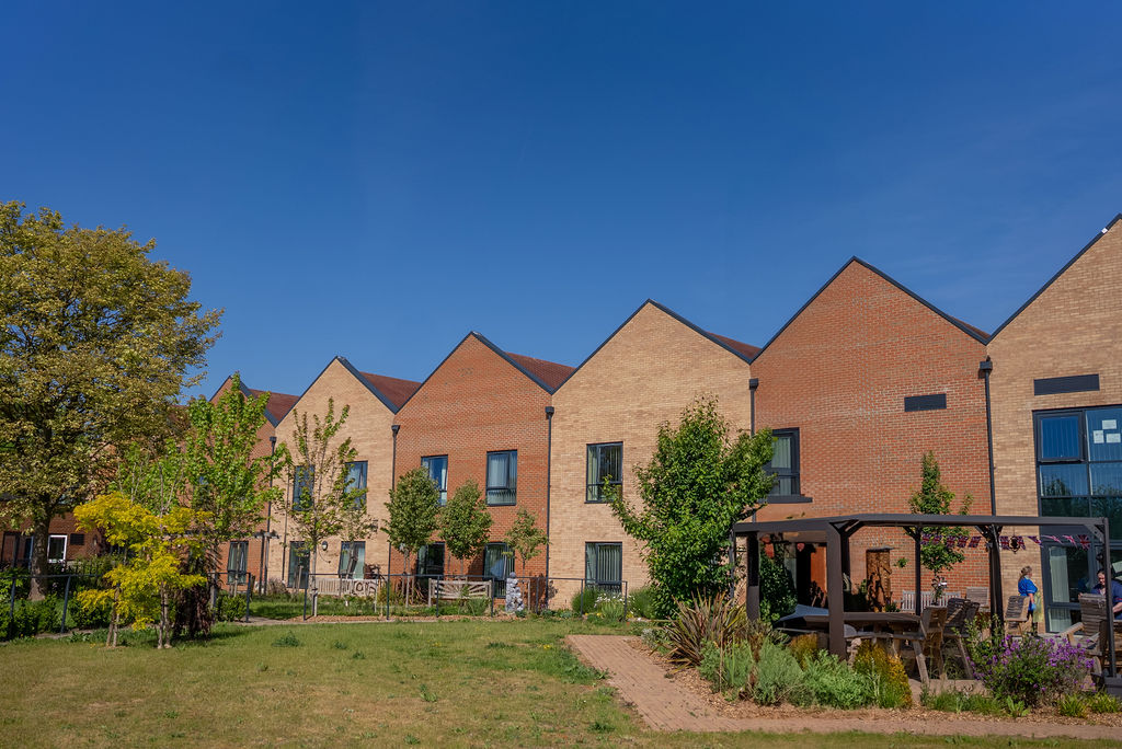 Brook Meadows House | Care Home | Southend-on-sea, SS2 6PE
