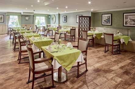 Wimbledon Common Care Home Care Home London  - 5