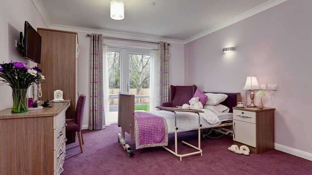 Winchcombe Place Care Home Newbury accommodation-carousel - 1