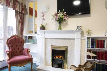 Upper Mead Care Home Henfield  - 4