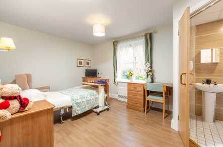 Winifred Dell Care Home Care Home Brentwood  - 2