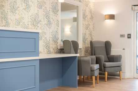 Wombwell Hall Care Home Gravesend  - 4