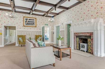 Woodbury House Care Home Reading  - 5