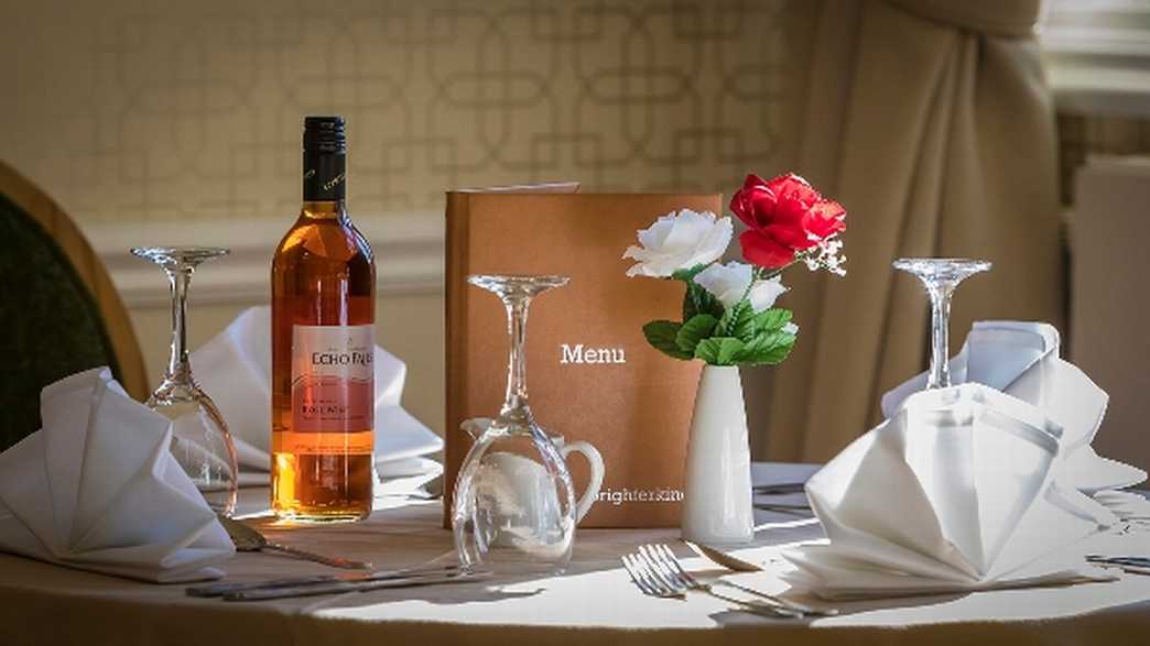 Woodbury House Care Home Reading meals-carousel - 2