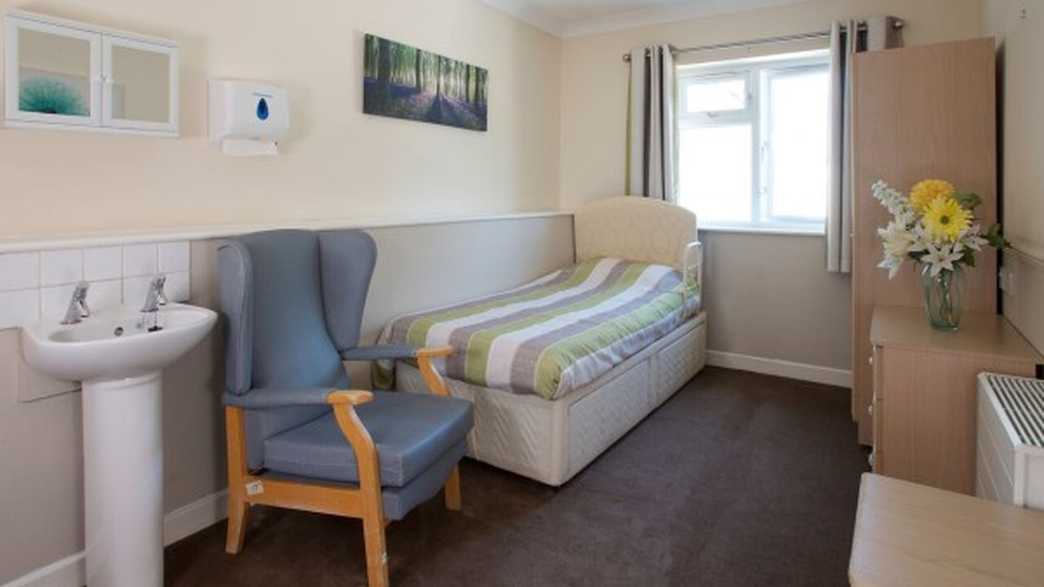 Woodland Court Residential Home Care Home Fareham accommodation-carousel - 2