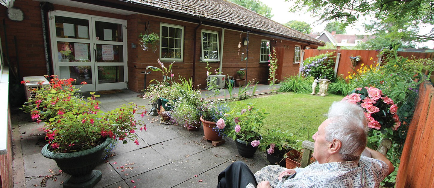 Woodview House Nursing Home Care Home Halesowen, B63 1EN