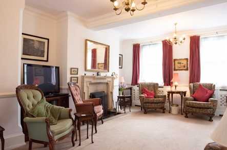 Wren House Residence for the Retired & Elderly - Warminster Care Home Warminster  - 4