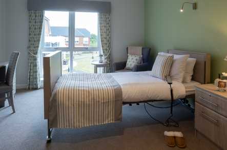 Yarnley House Care Home Care Home Ringwood  - 2