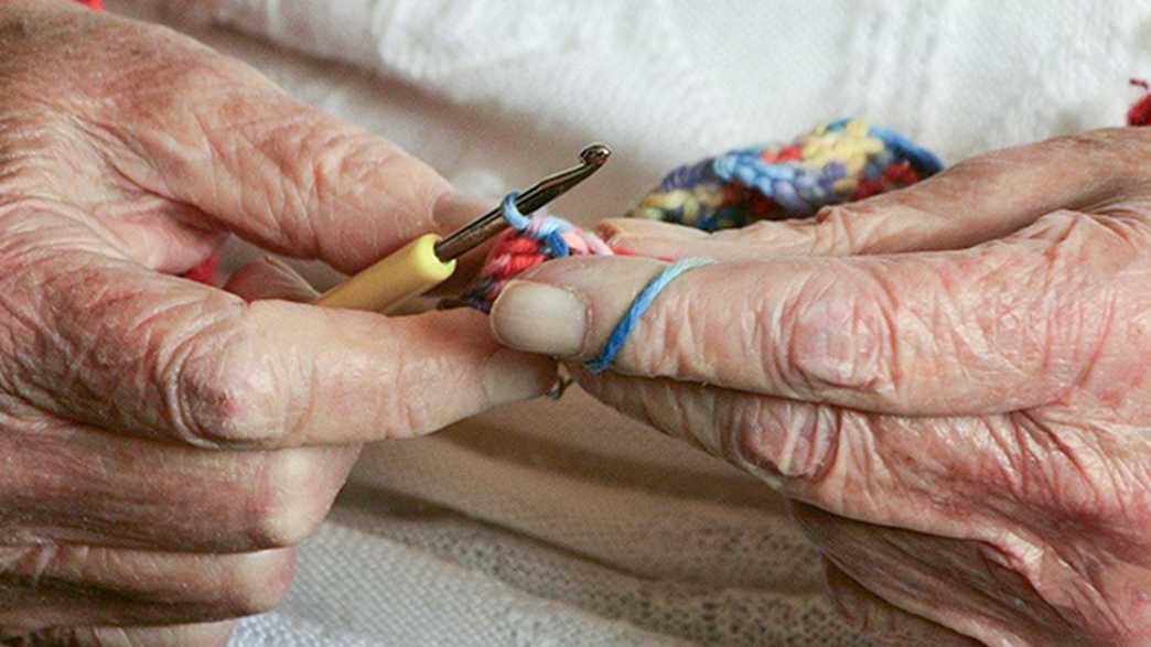 Yarnley House Care Home Care Home Ringwood activities-carousel - 2