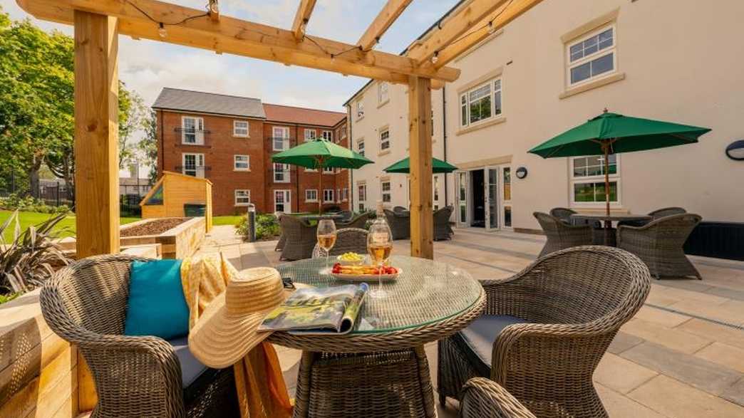 Yelland Place Retirement Living Tadley wellbeing-carousel - 2