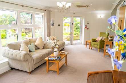Ridgewood Court Residential Care Home Care Home Wirral  - 4