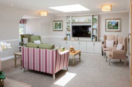 Broadbridge Park Care Home Horsham  - 4