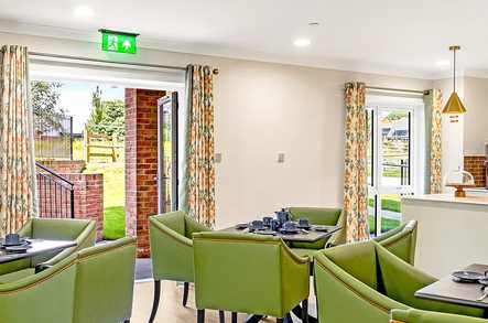 Alton Place Care Home Care Home Alton  - 2