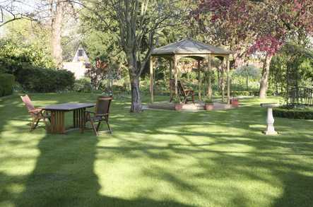Alveston Leys Care Home Care Home Stratford Upon Avon  - 3