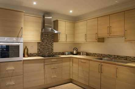 The Retreat - 1 Bedroom Apartment image 2