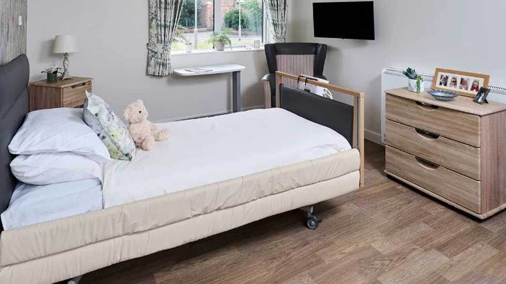 Autumn House Nursing Home Care Home Stone accommodation-carousel - 2