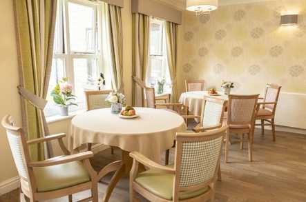 Avalon Park Nursing Home Care Home Oldham  - 3