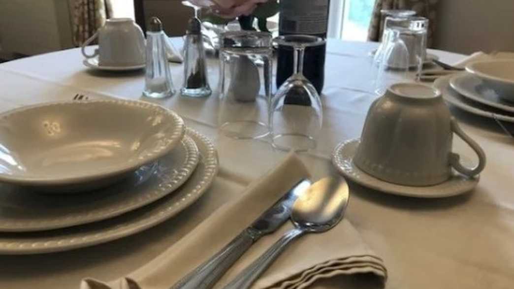 Avonbourne Care Centre Care Home Salisbury meals-carousel - 1