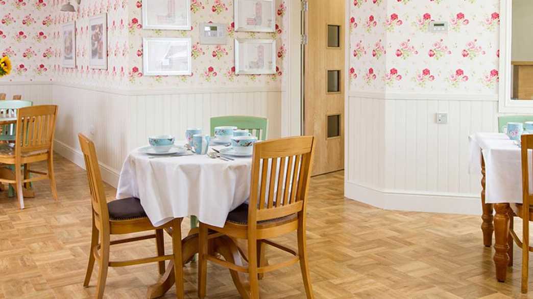 Barony Lodge Residential Care Home Care Home Nantwich meals-carousel - 1