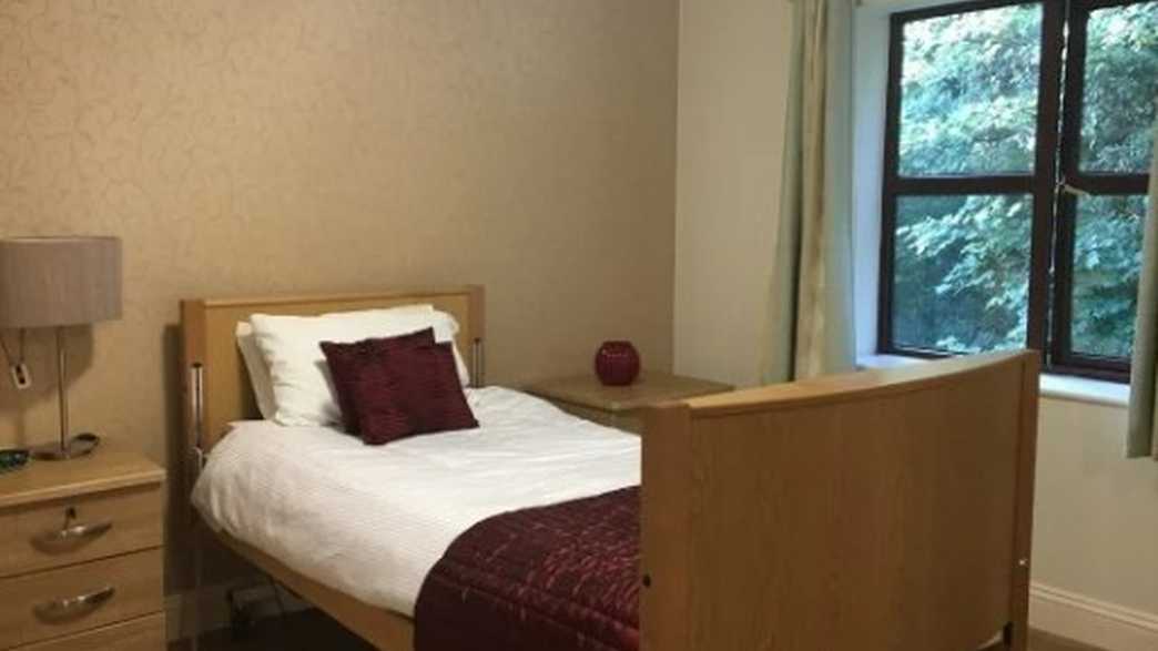Bayford House Care Home Care Home Newbury accommodation-carousel - 2