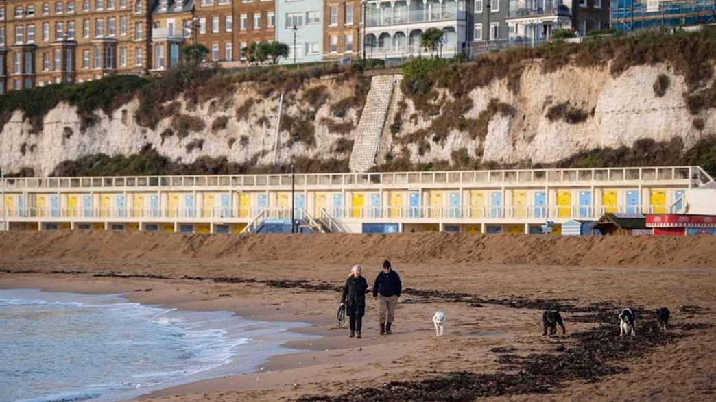 Pearson House Retirement Living Broadstairs wellbeing-carousel - 2