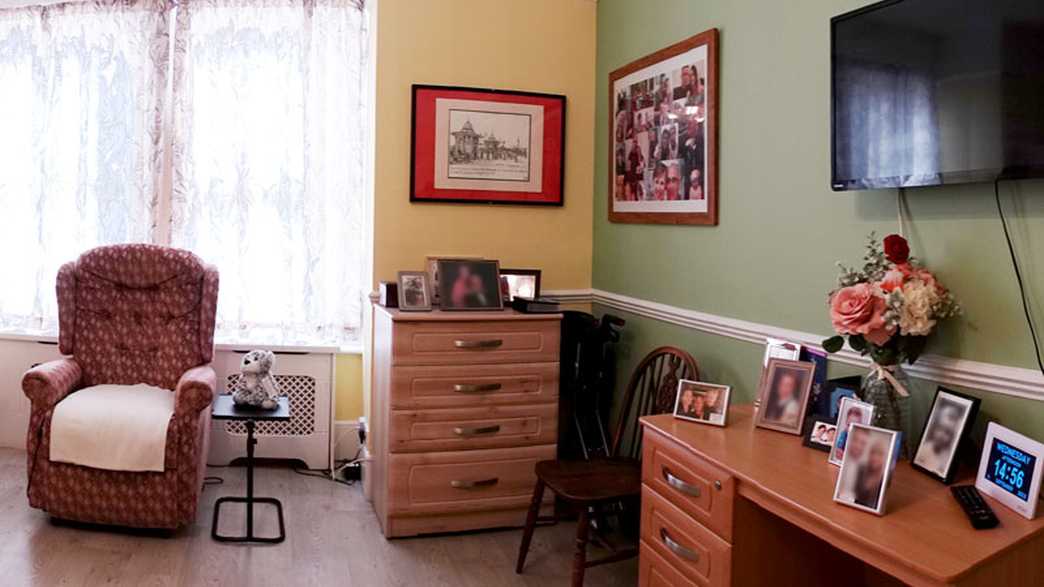 The New Grange Care Home Care Home Worthing accommodation-carousel - 1