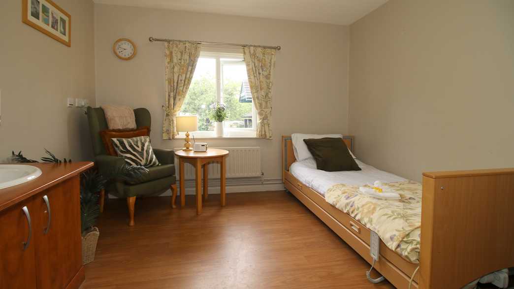 Royton House Care Home Care Home Oldham accommodation-carousel - 1
