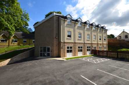 Broomhill Care Centre Care Home Chesterfield  - 1