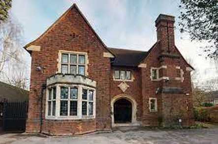 Oxford House Nursing Home Care Home Slough  - 5