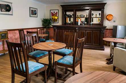 Cwrt-Clwydi-Gwyn Care Home Care Home Neath  - 2