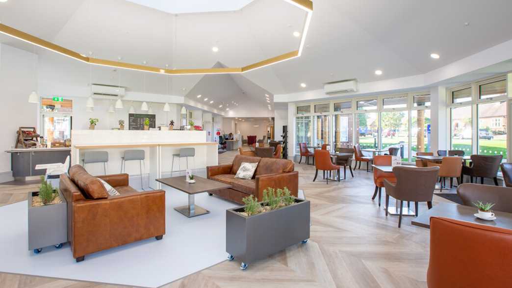 Eliza Palmer Care Home Care Home Walton-on-thames meals-carousel - 3