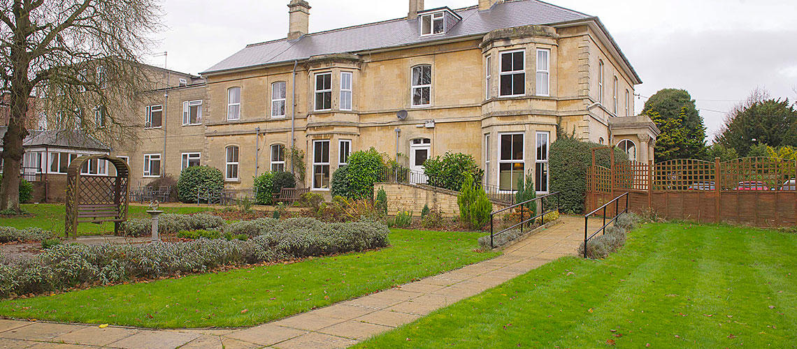 Elm Grove Care Home Care Home Cirencester, GL7 1TX