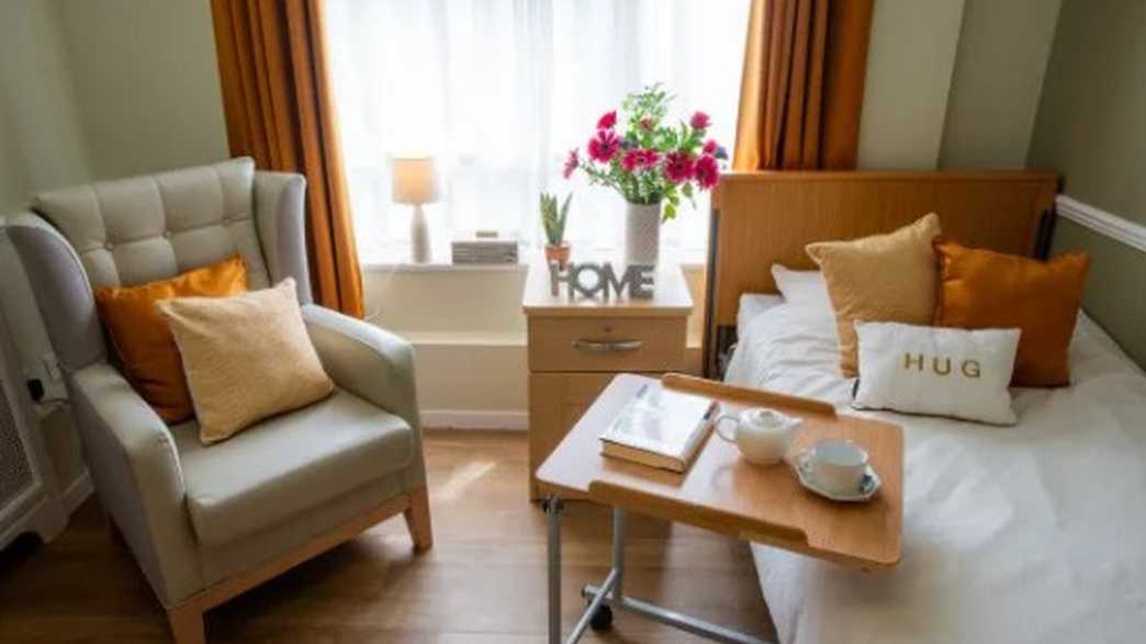 Elmstead Care Home Care Home Chislehurst accommodation-carousel - 1