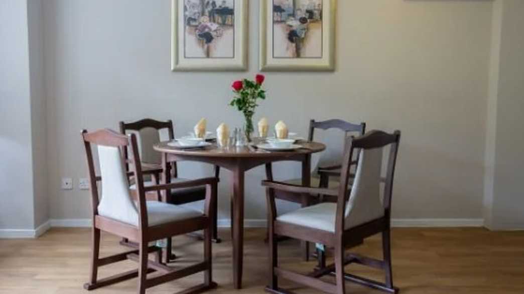 Elmstead Care Home Care Home Chislehurst meals-carousel - 1