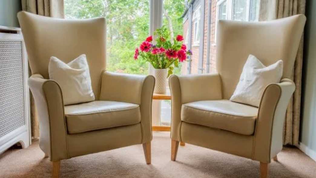 Elmstead Care Home Care Home Chislehurst buildings-carousel - 6