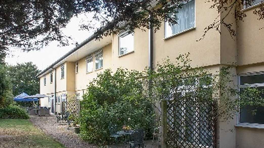 Ashton Lodge Nursing Home Care Home Sunbury On Thames buildings-carousel - 4