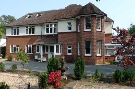 Summerhill Residential Home Care Home Ferndown  - 1