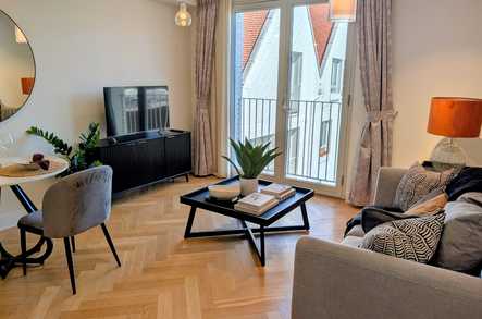 Apartment 28 image 1