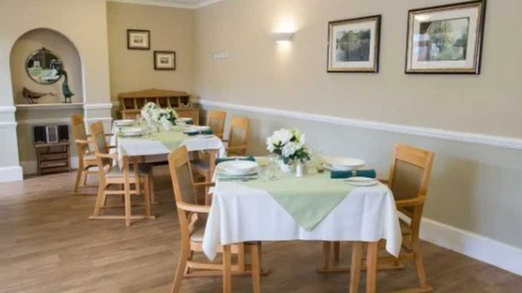 Field House Care Home Care Home Harpenden meals-carousel - 1