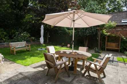 Field House Care Home Care Home Harpenden  - 3