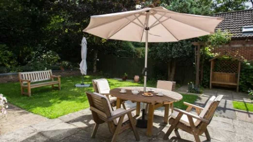 Field House Care Home Care Home Harpenden buildings-carousel - 3