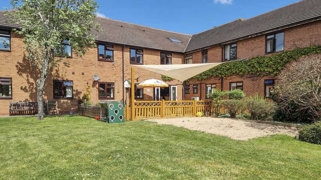 Willow Bank House Residential Home Care Home Pershore buildings-carousel - 1