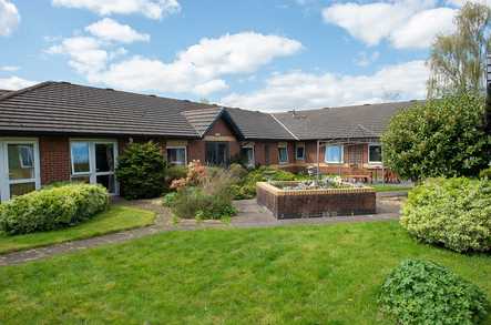 Garfield House Care Home Care Home Rochdale  - 4