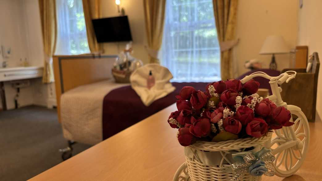 Glebe House Care Home Care Home Caterham accommodation-carousel - 3